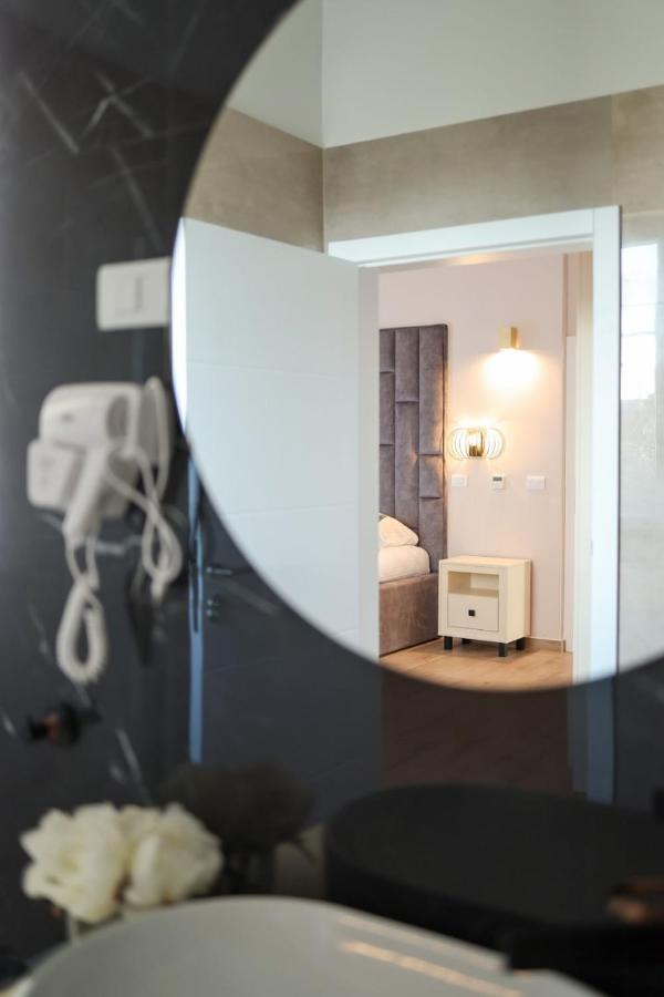 Castello Exclusive Rooms With Breakfast - By Ta Leut Agency Privlaka  Εξωτερικό φωτογραφία