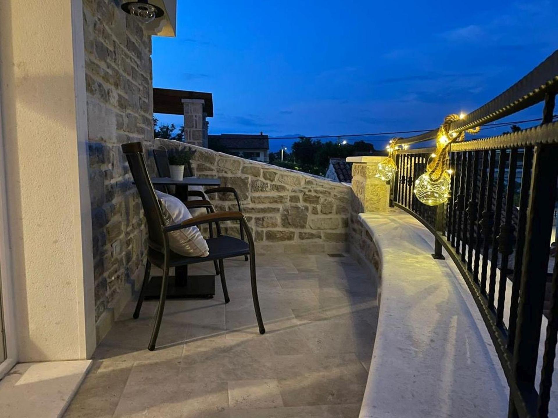 Castello Exclusive Rooms With Breakfast - By Ta Leut Agency Privlaka  Εξωτερικό φωτογραφία